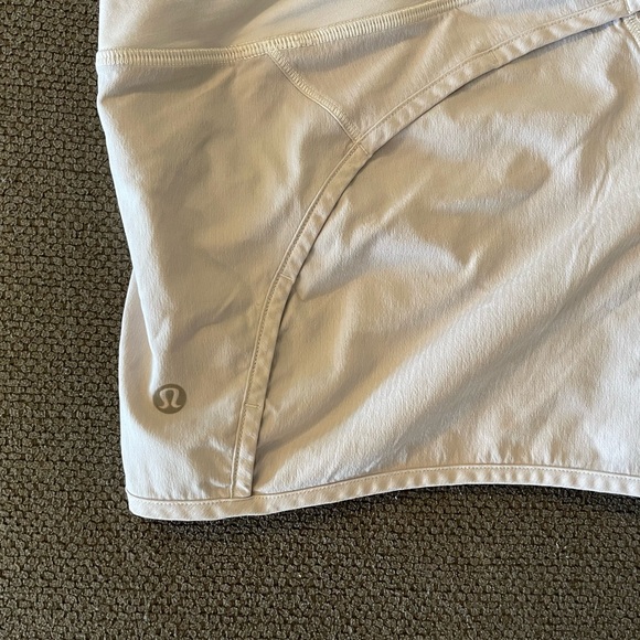 Lululemon shorts - Picture 3 of 4